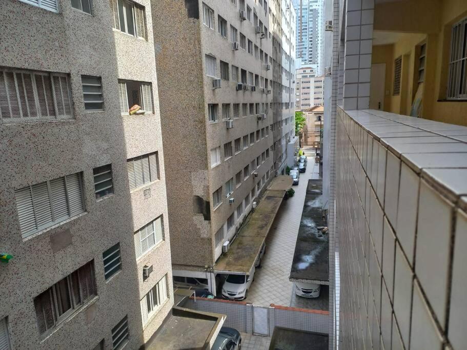 Apto Na Avenida Da No Gonzaga * Santos (Sao Paulo)